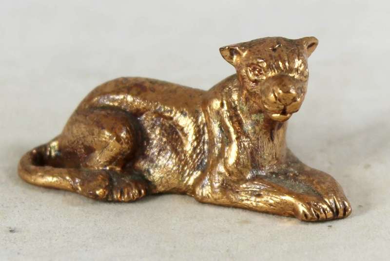 Lead Figurine - Lioness Laying Down - Gorgeous!