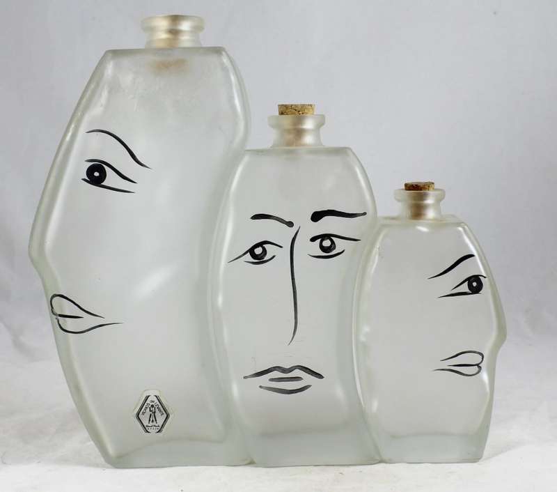 Set of 3 - Art Style Decanters - Interlocking - Gorgeous! - Bid Now!!!