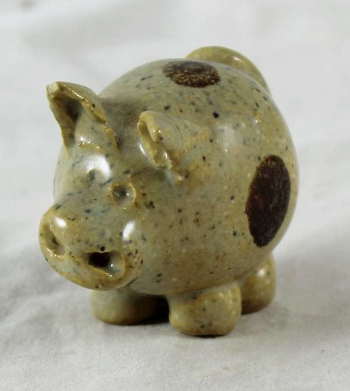 Small pig - brown spots
