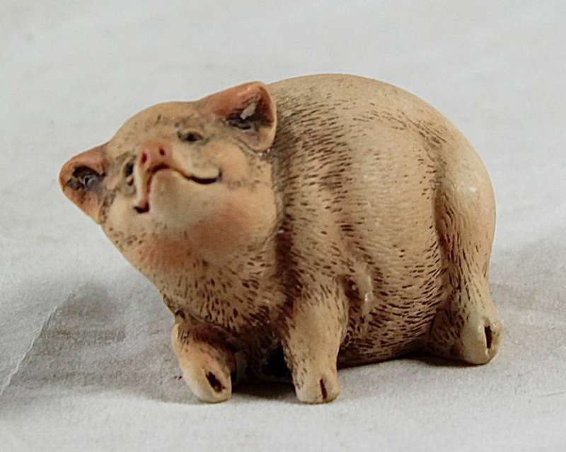 Fat Grinning Pig - Gorgeous!