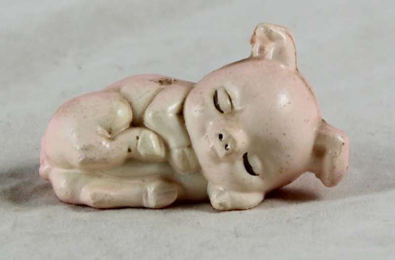 Plastic Pig - Sleeping - Gorgeous!