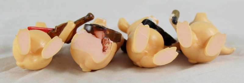 Plastic musical pigs - Set of four