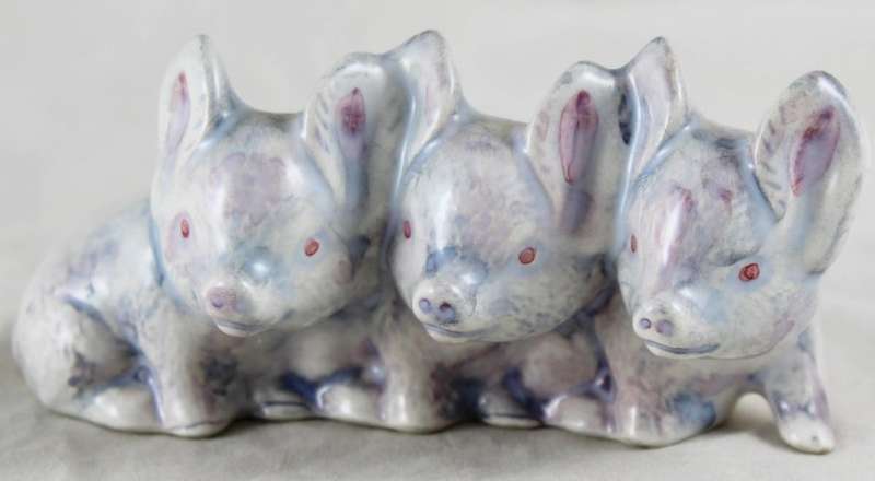 Blue pigs - joined trio