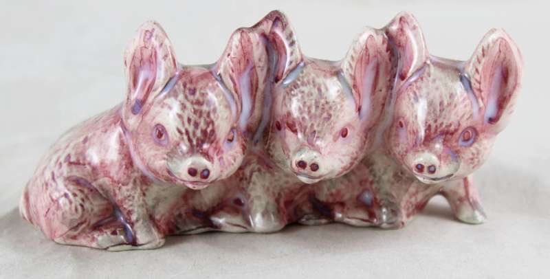 Pink pigs - joined trio