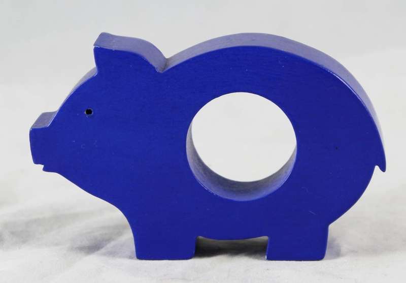 Wooden pig - serviette holder