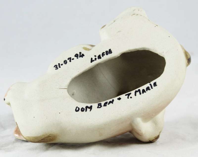 Ceramic mom and baby pig