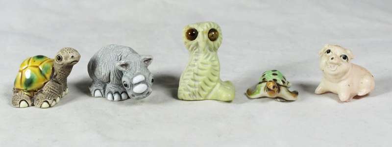 Miniature Figurines - Set of 5 - Gorgeous! - Bid Now!!!