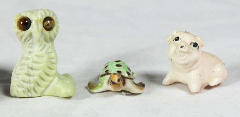 Miniature Figurines - Set of 5 - Gorgeous! - Bid Now!!!