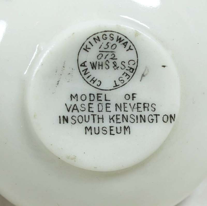 Kingsway - model of Vase de Nevers - City of London