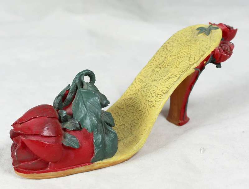 miniature slipper with roses