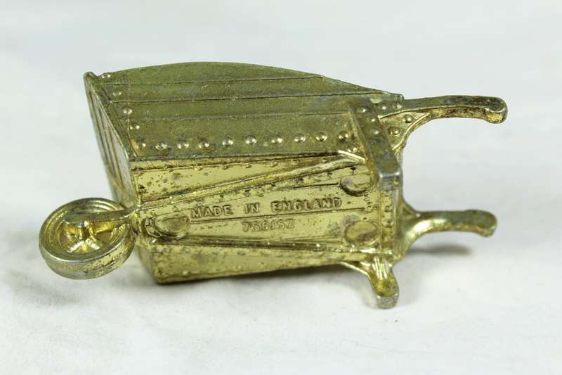 Miniature Brass - Wheelbarrow - Made in England - Beautiful! - Bid Now!!!