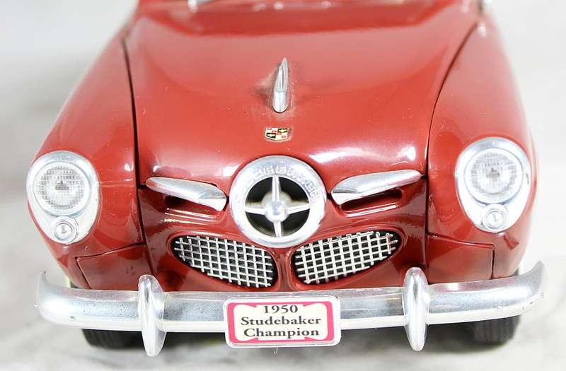 Road Signature - 1950 Studebaker Champion - 1:18 scale model