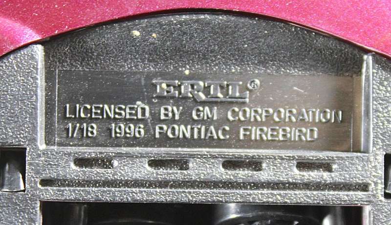 ERTL - 1996 Pontiac Firebird - 1:18 scale model
