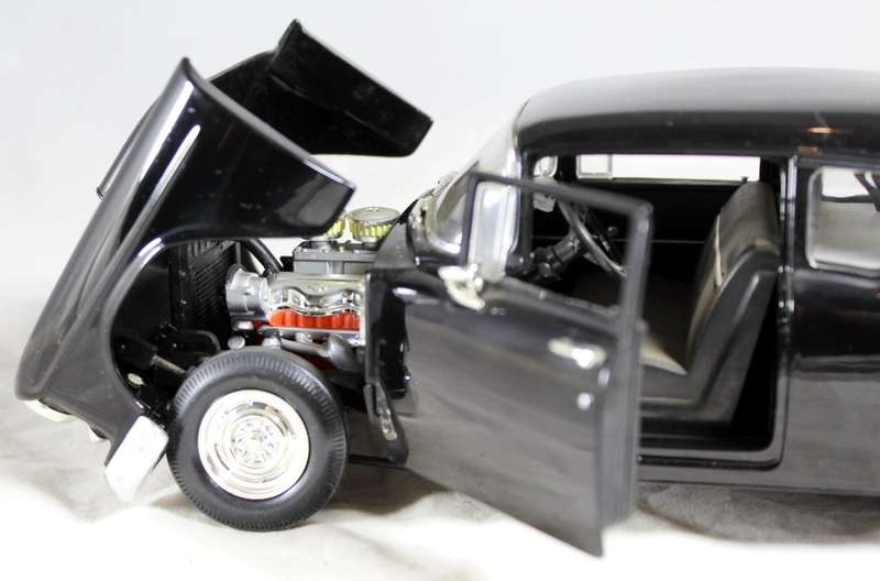 ERTL - 1955 Chevrolet Drag car - 1:18 scale model