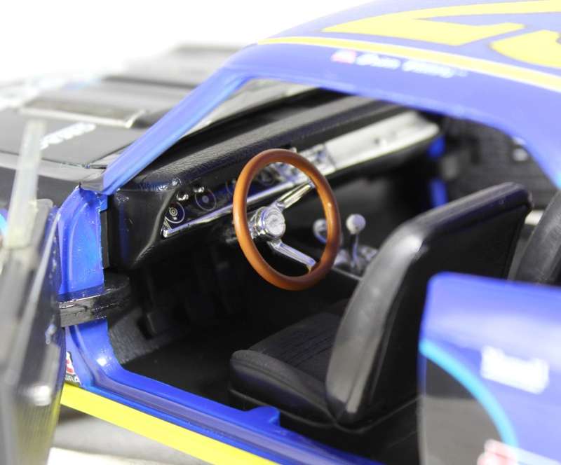 ERTL - Nascar - Chevrolet Chevelle - 1:18 scale model