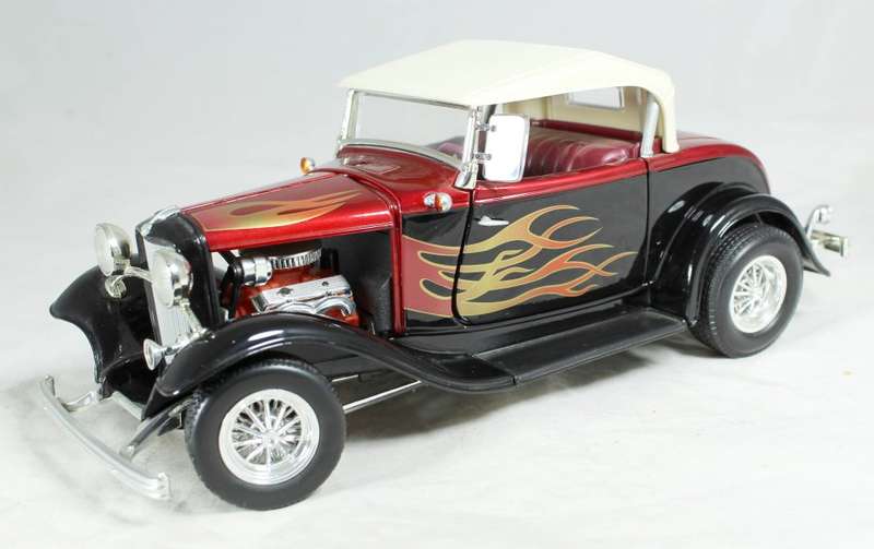 Road Signature - 1932 Ford roadster - 1:18 scale model