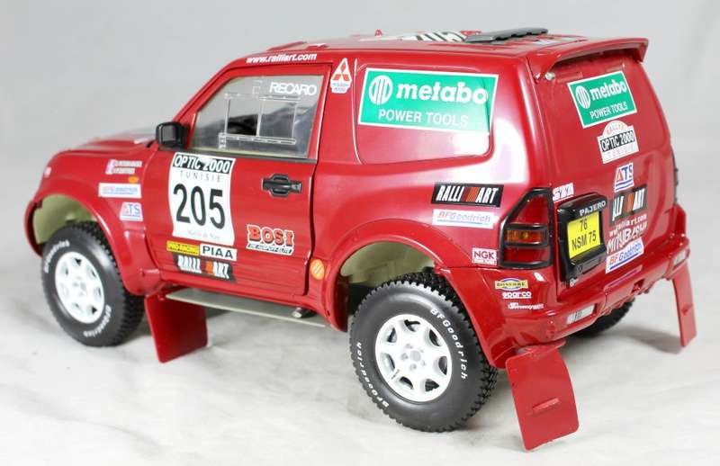 Solido - Mitsubishi Pajero Rally - 1:18 Scale Model - Bid Now!!