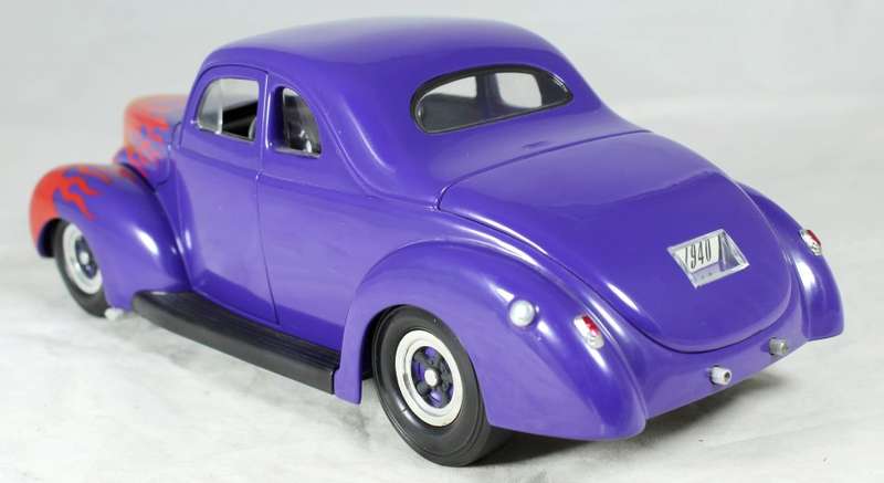 Universal hobbies - 1940 Ford Street Rod