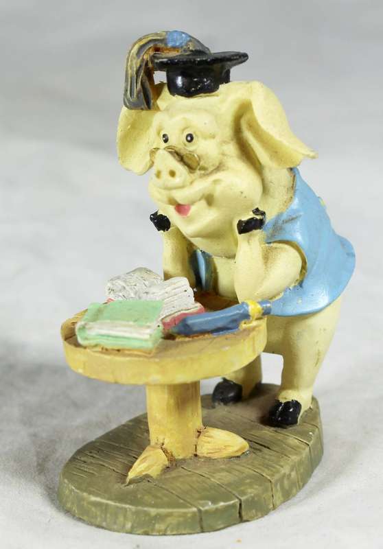 Piggy At Desk - Beautiful!