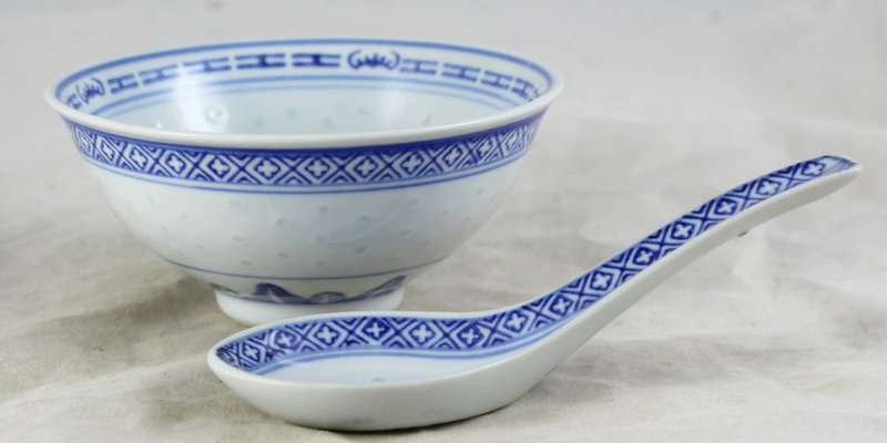 Blue & white - Chinese bowl & spoon