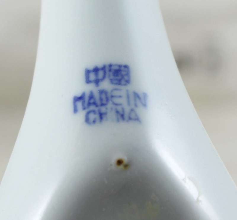 Blue & white - Chinese bowl & spoon