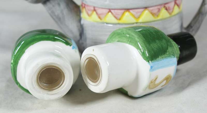 Character salt & pepper set - watering can