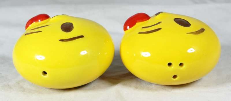 Character Salt & Pepper Set - Emojis - Beautiful! - Bid Now!!!