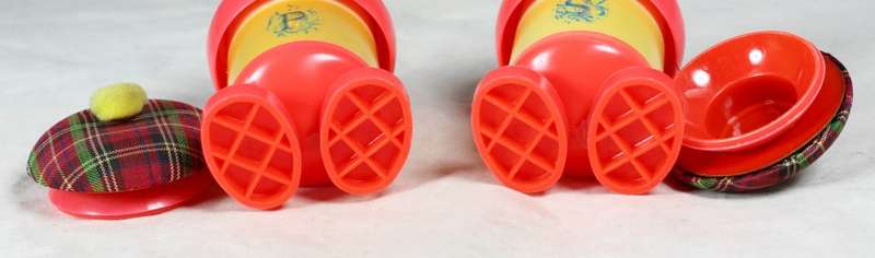 Character salt & pepper set - Tartar hat figures