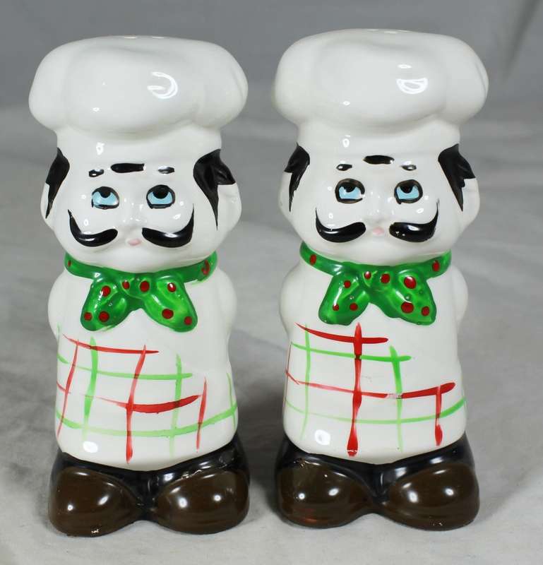 Character Salt & Pepper Set - Tall Chefs - Beautiful!