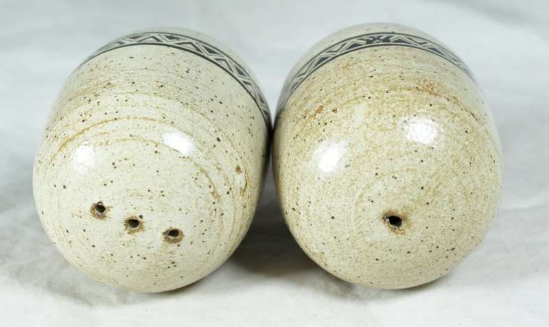 Character salt & pepper set - traditional painted