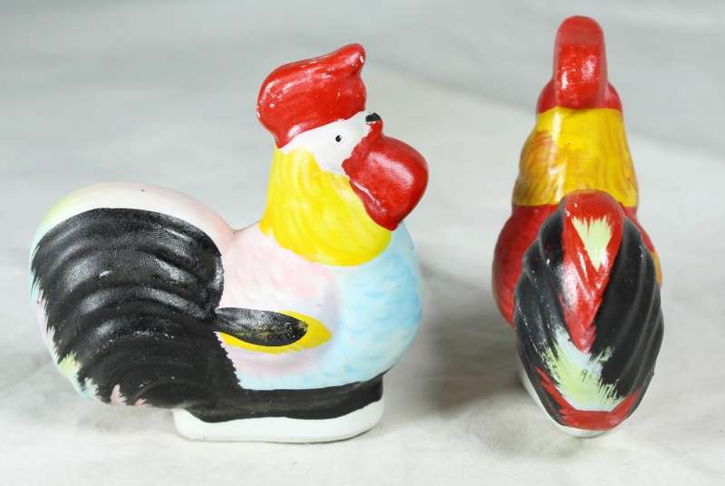 Character salt & pepper set - chickens