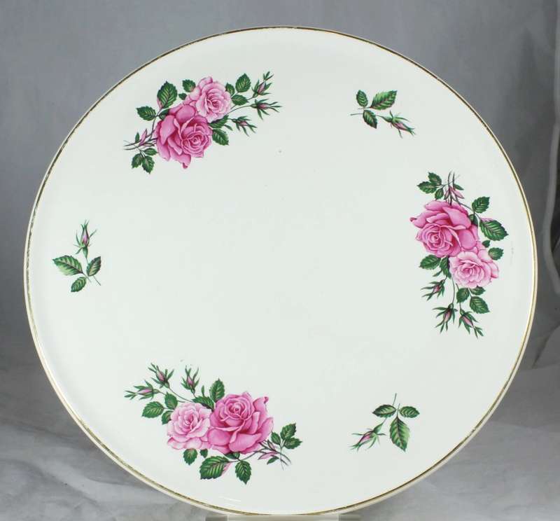 Royal Tudor - cake plate