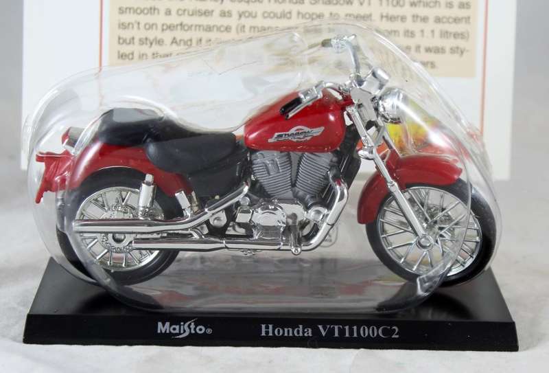 Maisto - Honda Shadow VT 1100 C2 - Bike + Info Sheet -