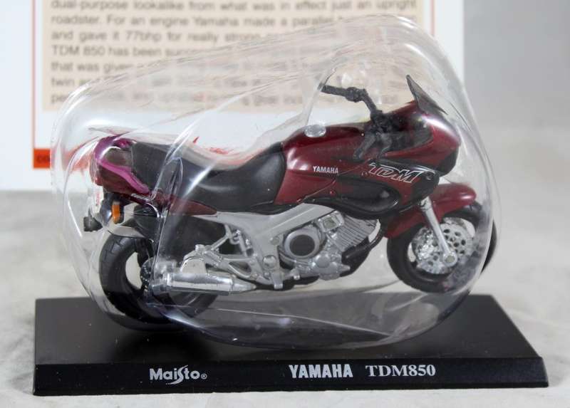 Maisto - Yamaha TDM850 - bike & info sheet