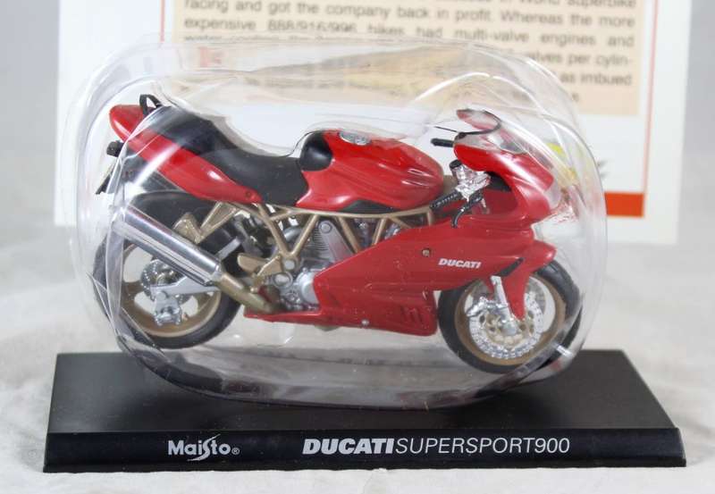 Maisto - Ducati Supersport 900 - Bike + Info Sheet - Bid now!