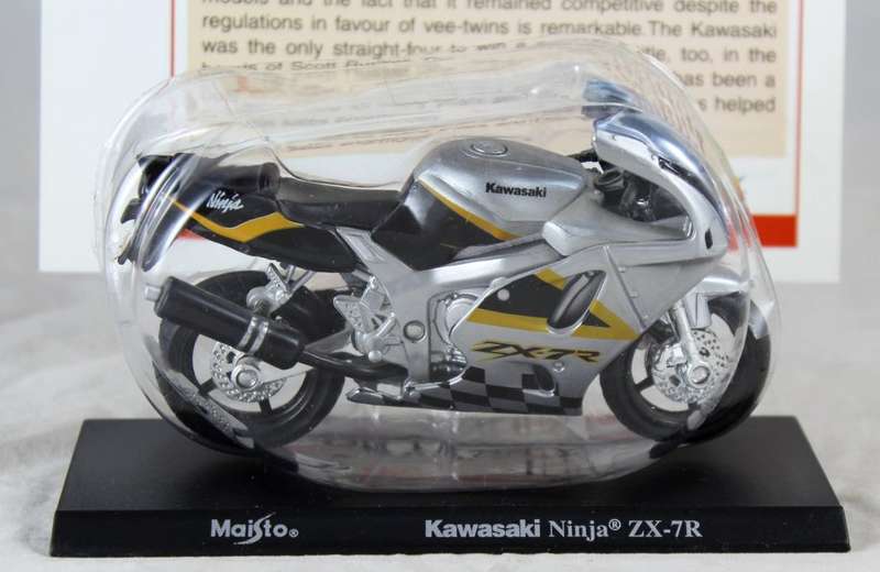 Maisto - Kawasaki Ninja ZX-7R - bike & info sheet