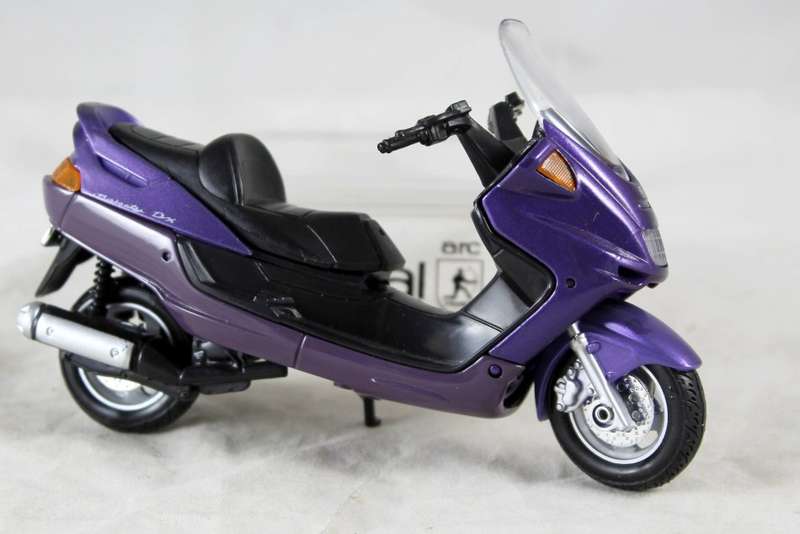 Maisto - Yamaha Majesty DX - Bike Only -