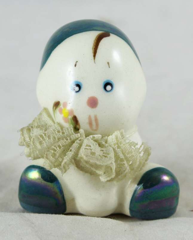 Small Porcelain Baby with Lace Collar - Green Pearl - Gorgeous!