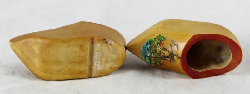 miniature Holland shoes - pair