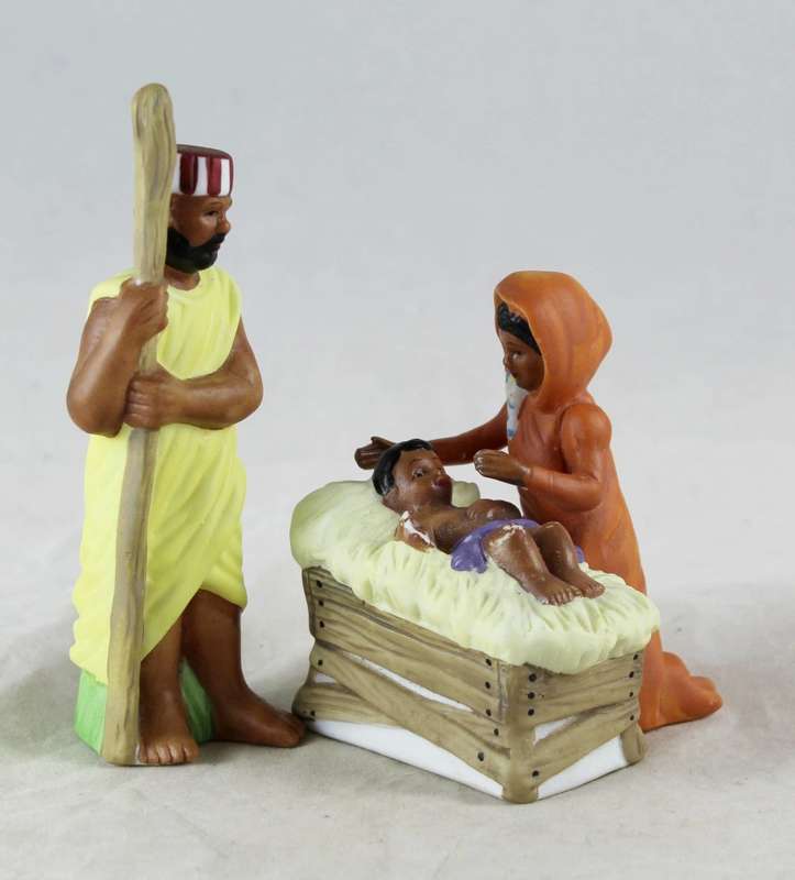 Nativity Scene - Joseph, Mary & Baby Jesus - Ceramic - Gorgeous!