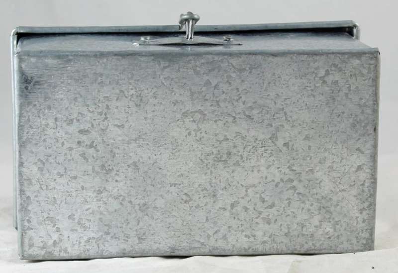 Metal Box with 7 Lennons Medication - EXPIRED - Beautiful!