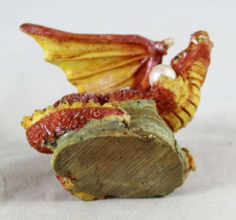 Small Dragon Holding Crystal Ball - Beautiful!