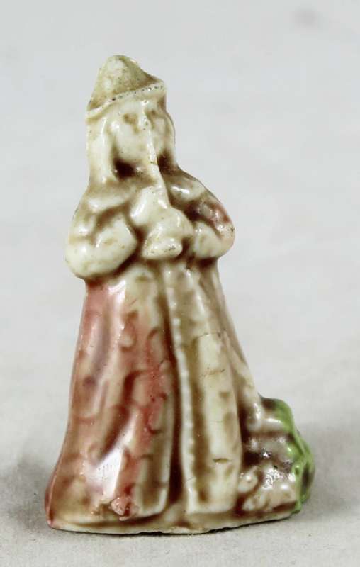 Wade Figurine - Bishop - Gorgeous!