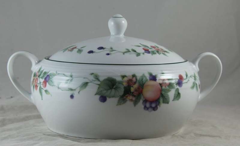 Noritake - Burlington garden - tureen