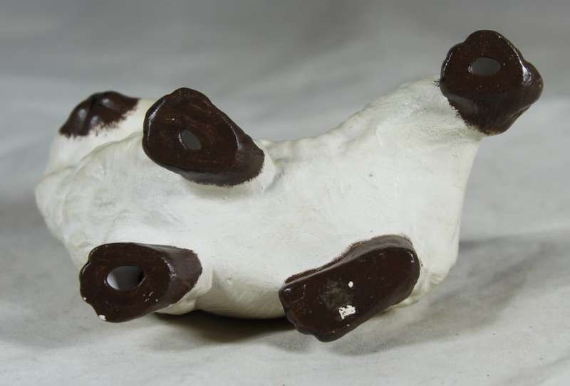 Molded cat