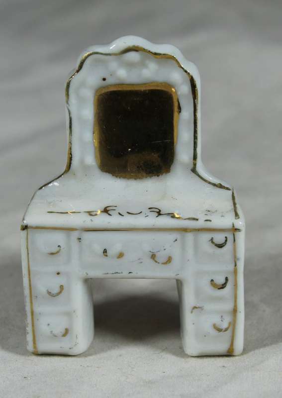 Miniature Porcelain - Dressing Table (Japan) - BID NOW!!!!