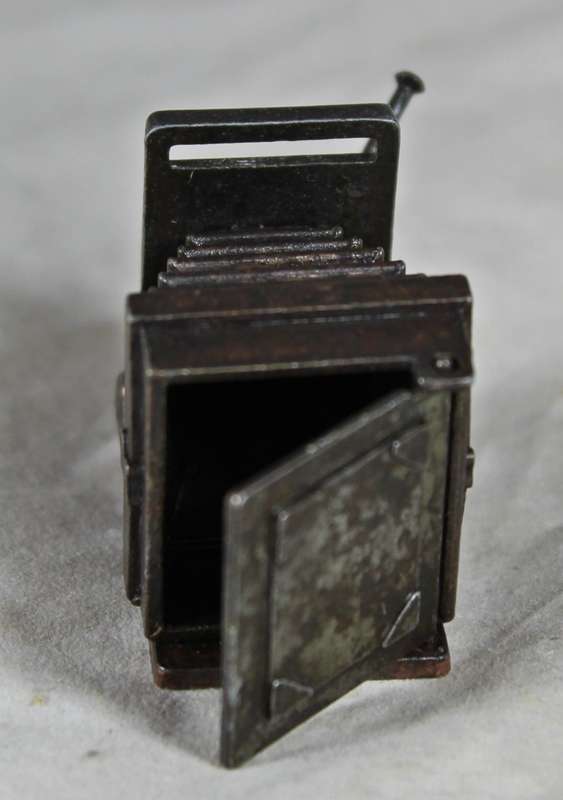 Holly Hobbie (1977) Diecast Metal-Box included but not sealed-Vintage Camera with moveable Parts