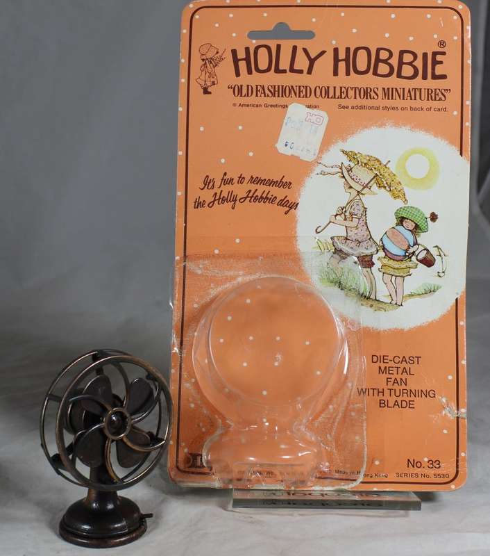 Holly Hobbie (1977) Diecast Metal-Box included but not sealed-Vintage Fan with moveable Parts