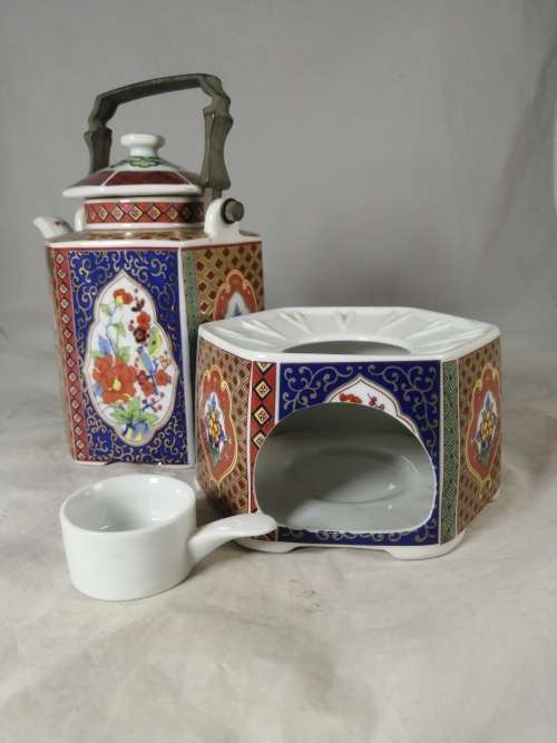 Dolphin china - Enchantment Japan - Tea pot with stove and burner