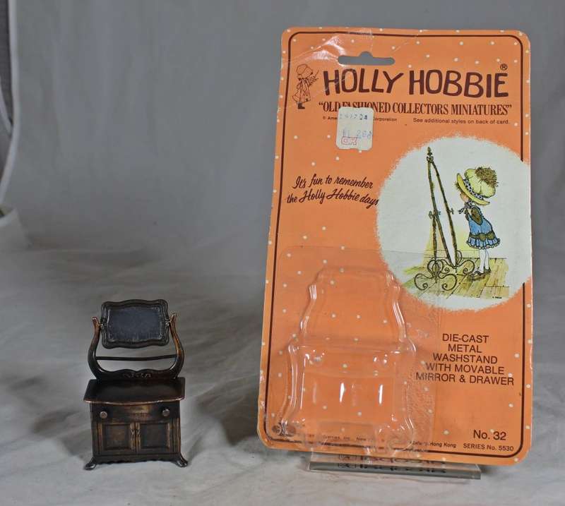 Holly Hobbie (1977) Diecast Metal-Box included but not sealed-Washstand & Mirror with moveable Parts